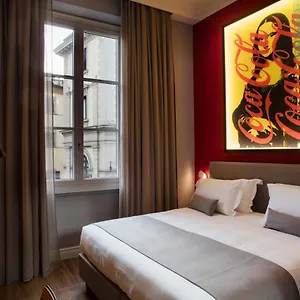 **** Hotel The Frame Italy